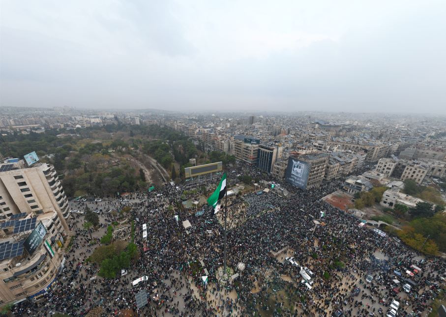 سوريا بعد عام من التغيير.. مجازر”دولة الفصيل” الوظيفية